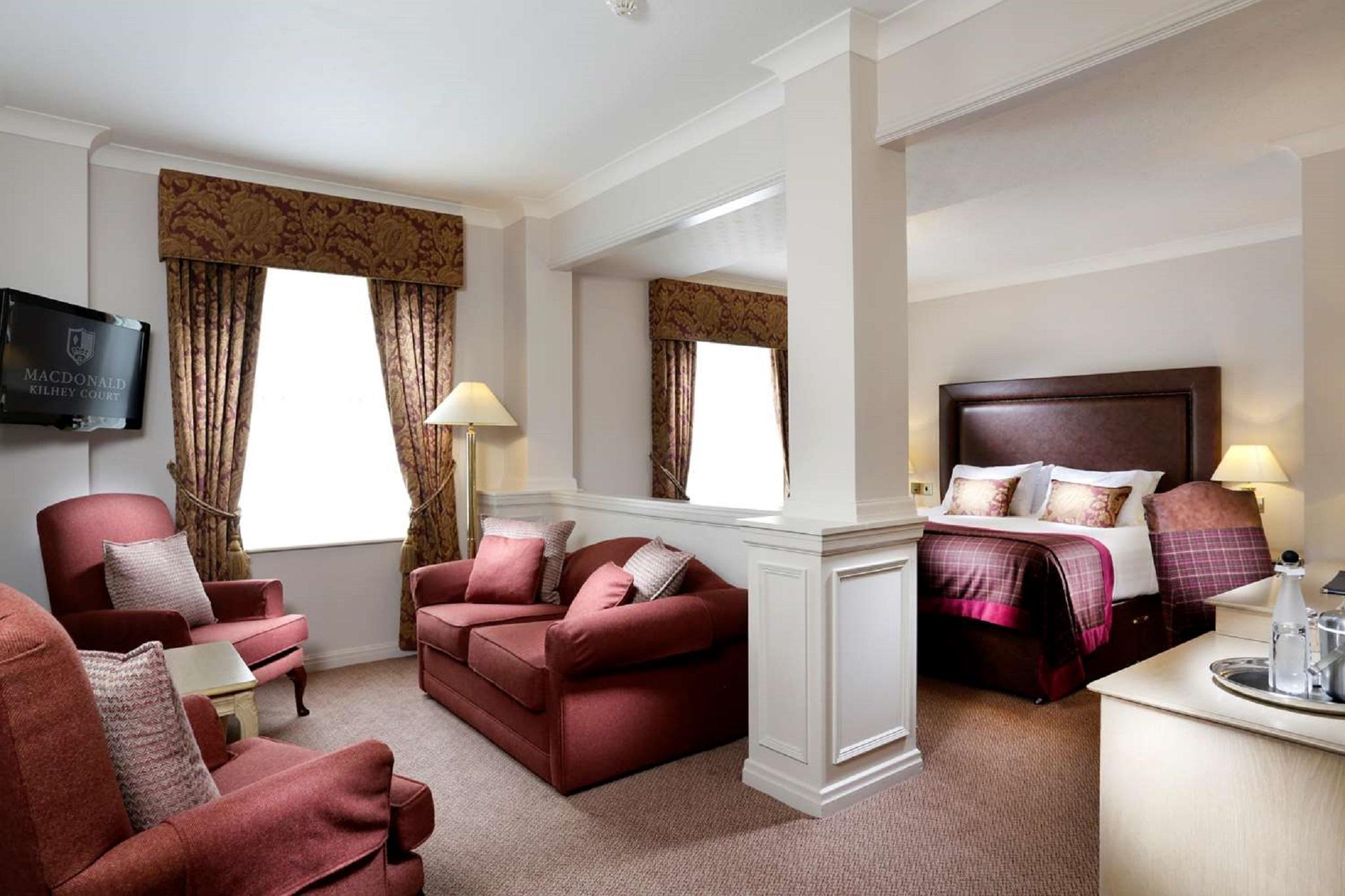 แมคโดนัลด์ คิลเฮย์ คอร์ท Hotel วีแกน ภายนอก รูปภาพ