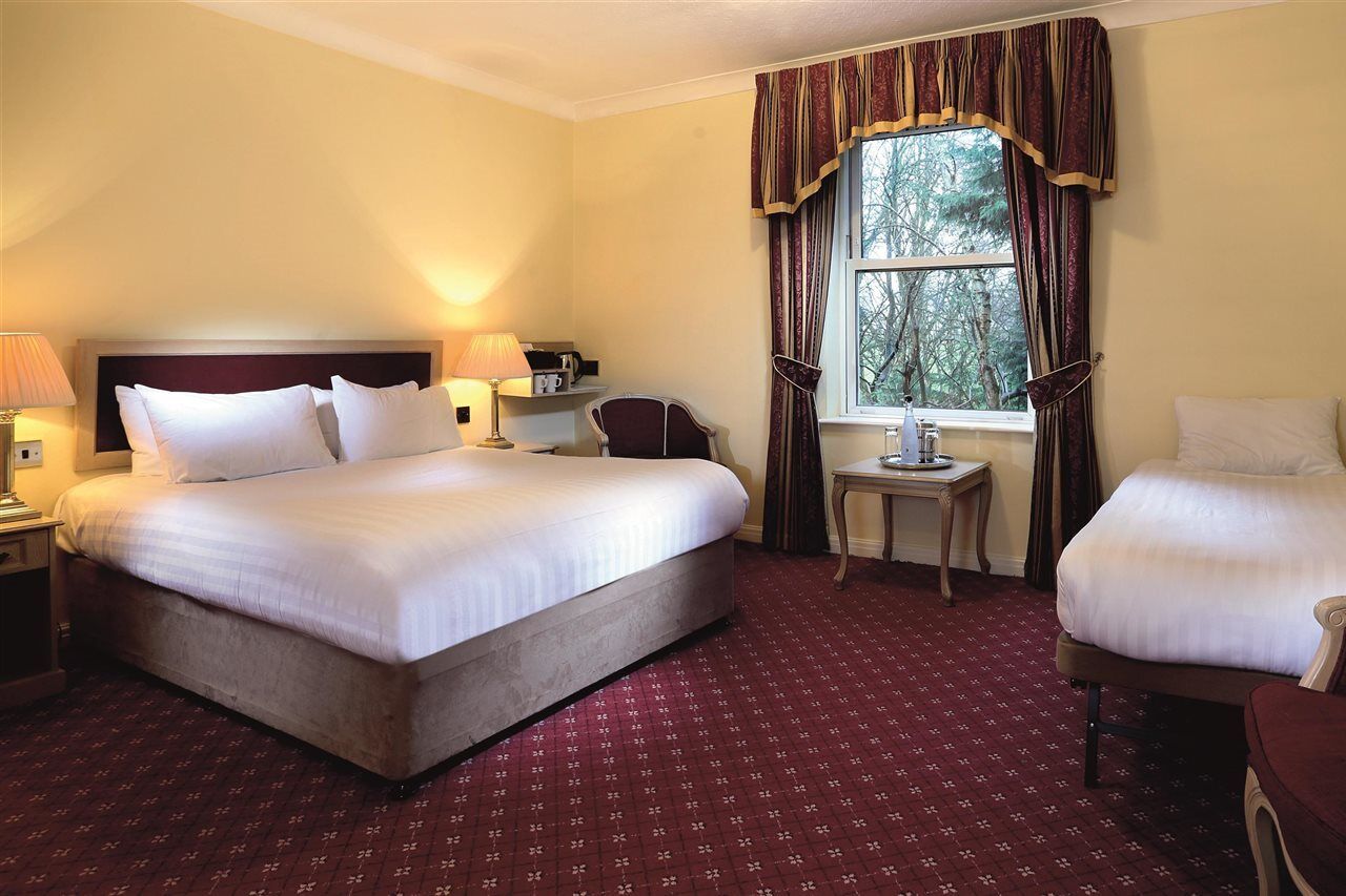แมคโดนัลด์ คิลเฮย์ คอร์ท Hotel วีแกน ภายนอก รูปภาพ